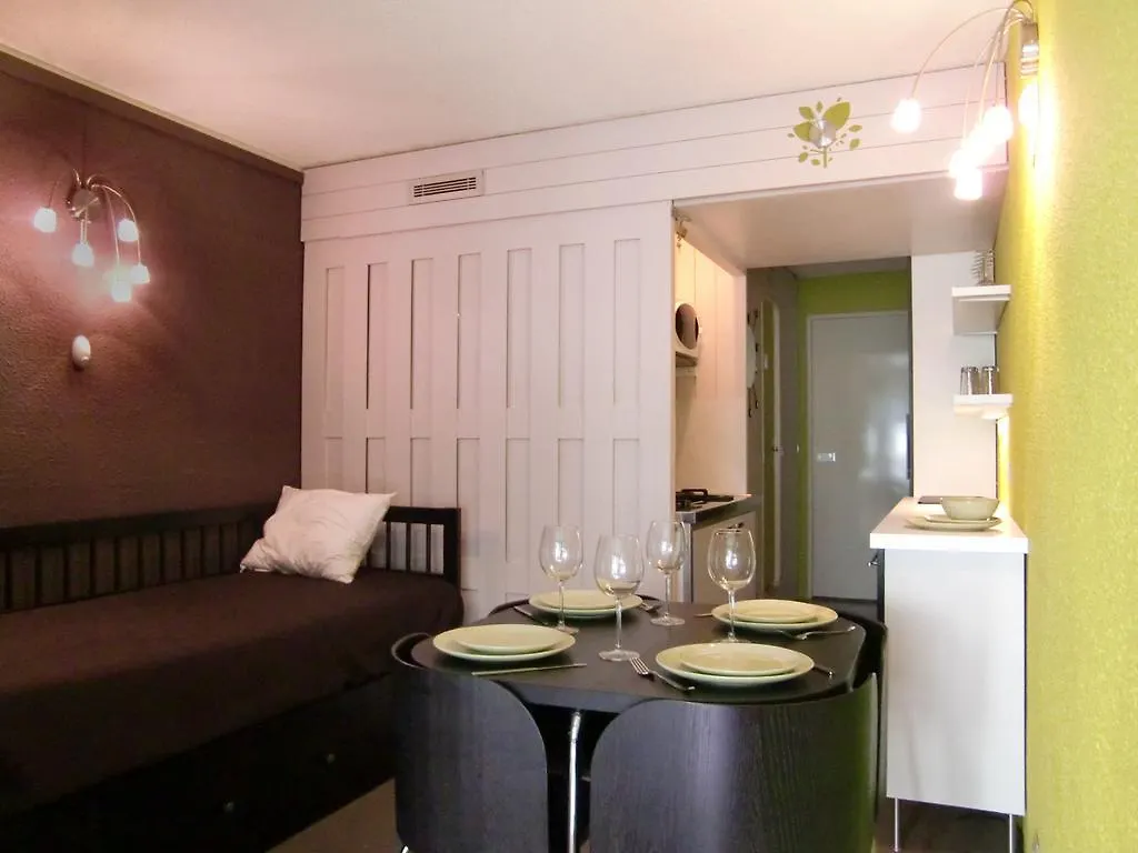 Apartment Studio Arc 1800 Skis Aux Pieds Les Arcs  France